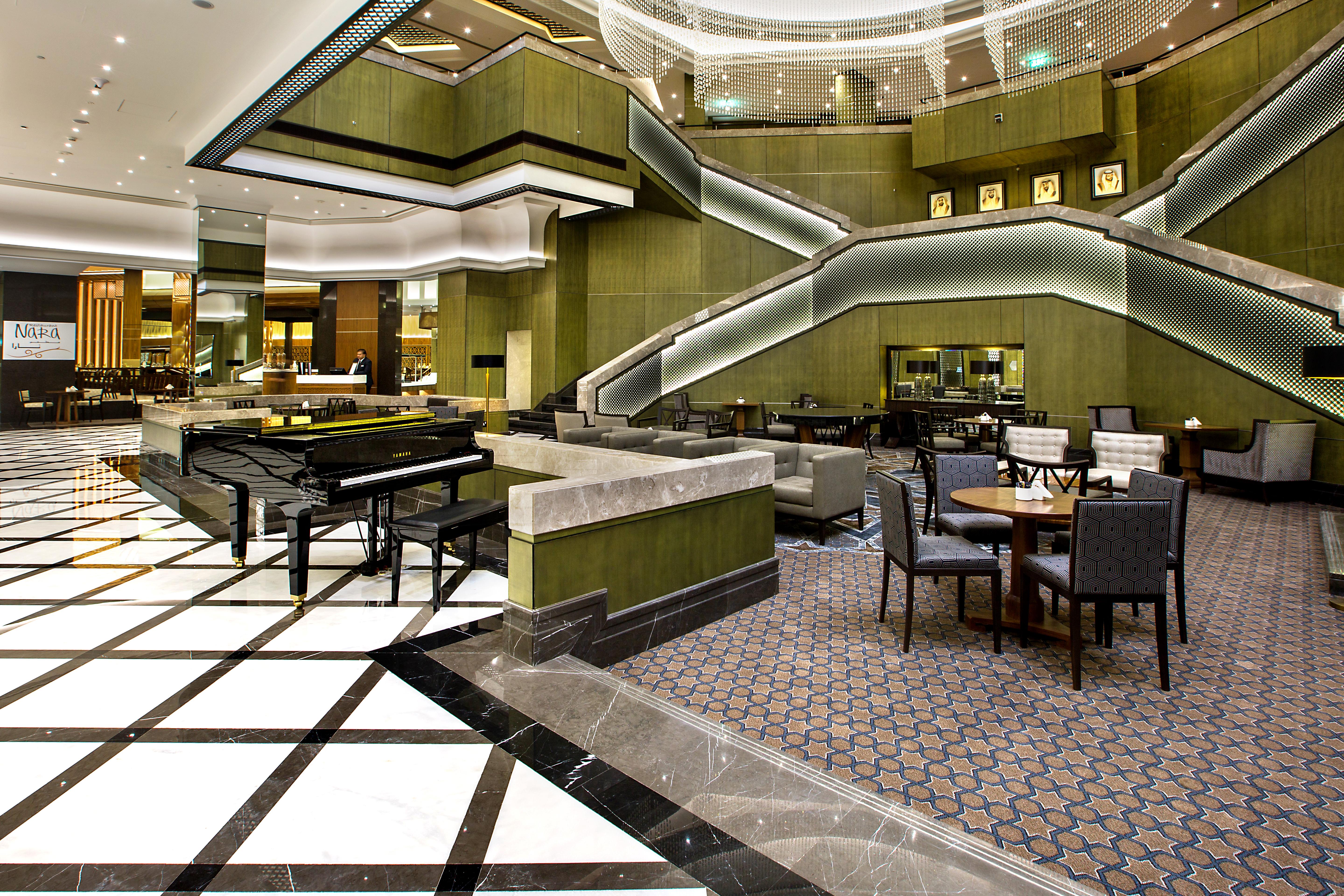 Ayla Grand Hotel Al Ain Eksteriør bilde The lobby of the hotel